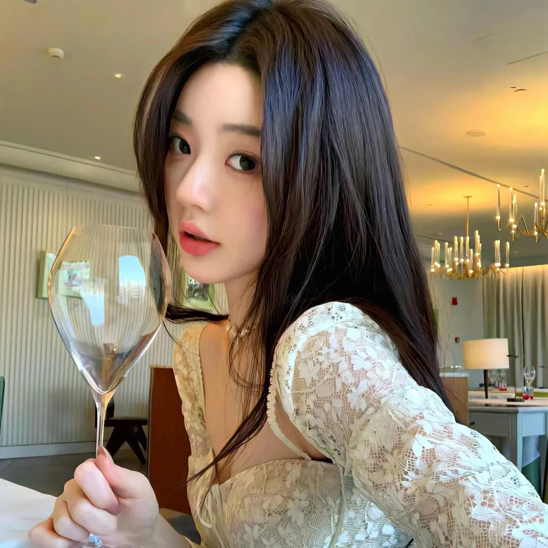 英谈女人